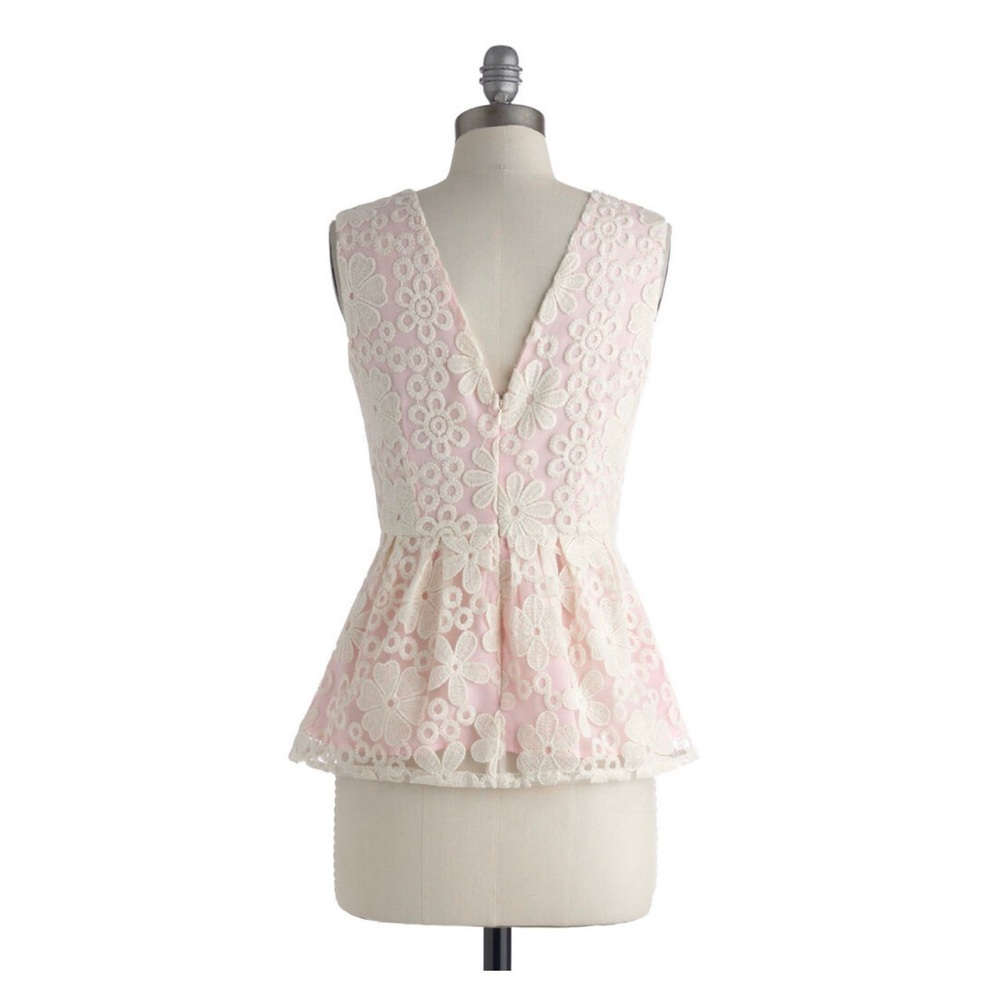 ModCloth Peplum Top - Picture 3 of 8
